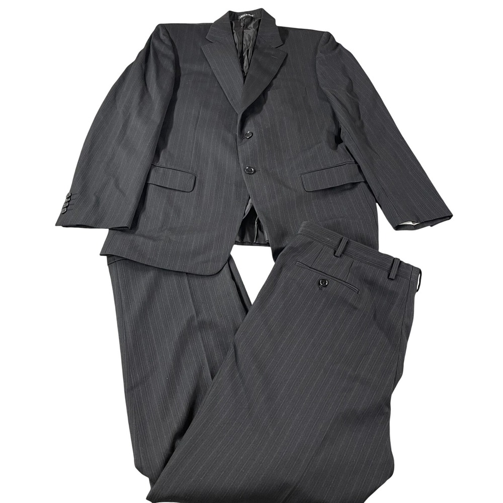 Pal Zileri Mens 2 Piece Suit 54R Charcoal Gray Pinstripe Wool Made in‎ Italy